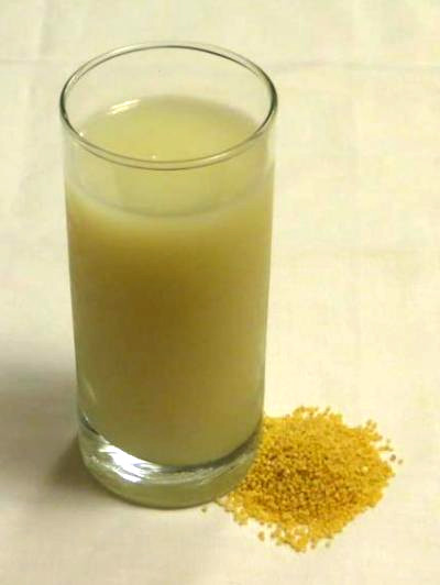 Glass with millet milk